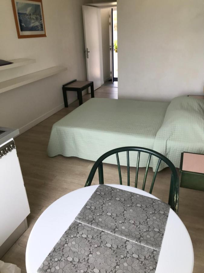 Belle Vue Piscine Apartment *